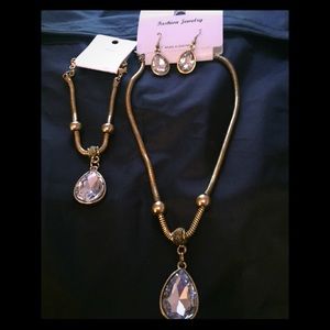 Necklace, bracelet, earring Set